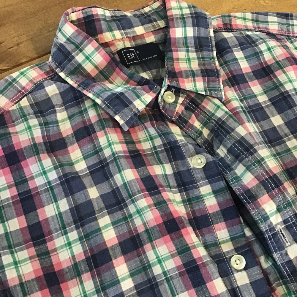 Gap short sleeve mens button down